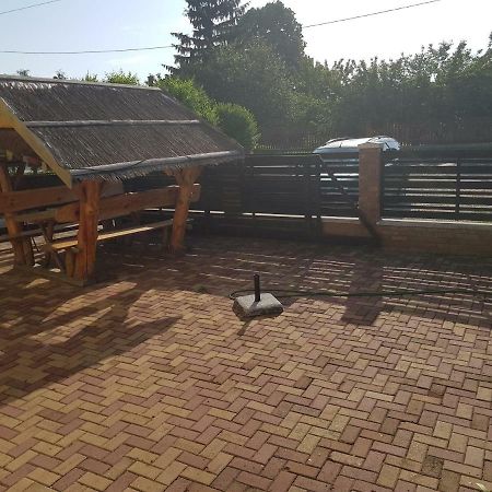 Pagrepe Apartman Balatonvilágos Екстериор снимка