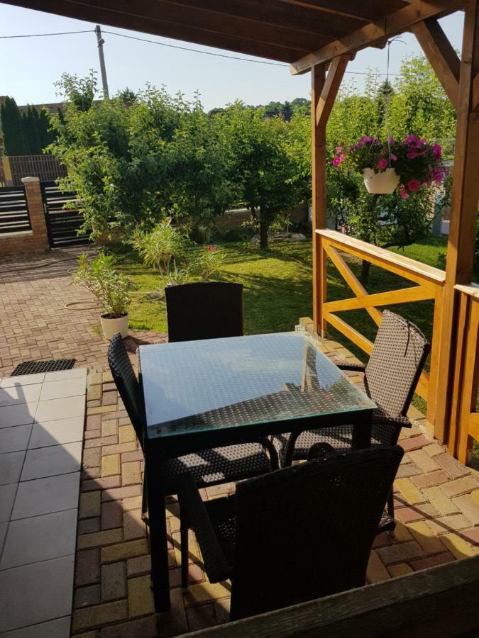 Pagrepe Apartman Balatonvilágos Екстериор снимка